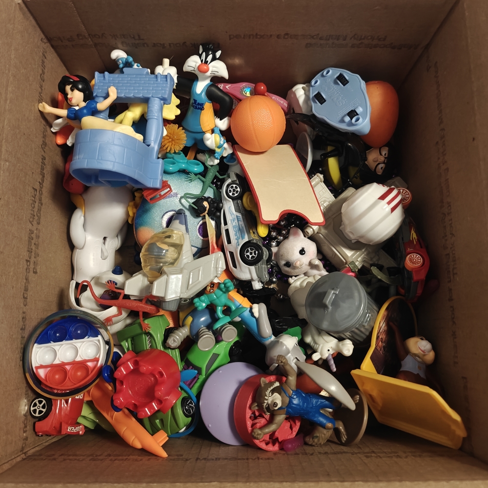 Assorted toy rewards 3lb